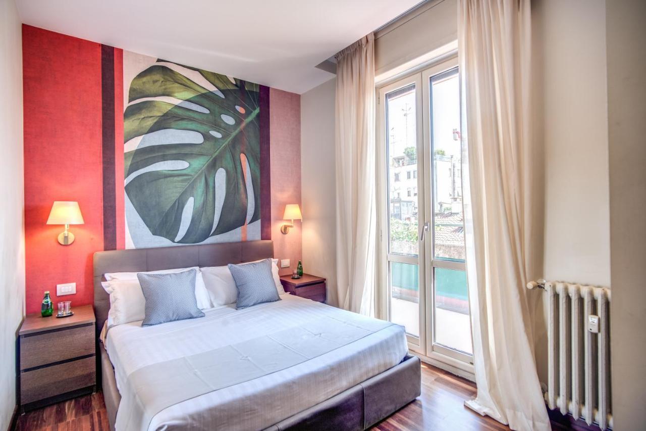 Milhouse Suites Duomo Мілан Екстер'єр фото