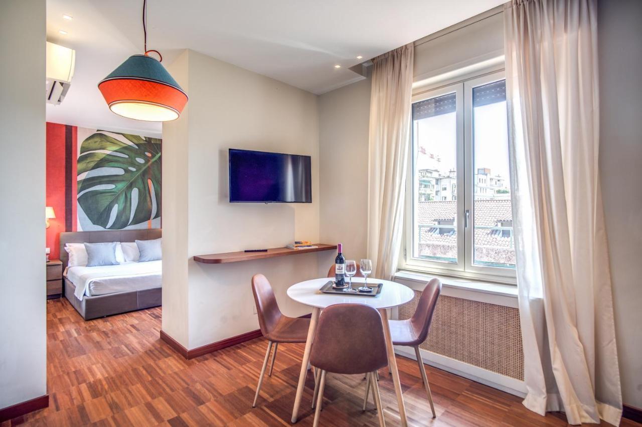 Milhouse Suites Duomo Мілан Екстер'єр фото