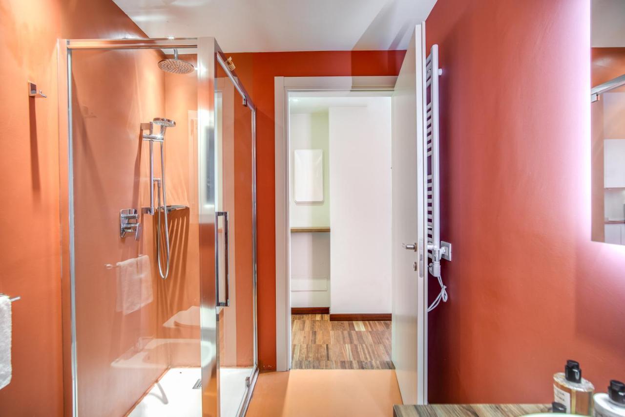 Milhouse Suites Duomo Мілан Екстер'єр фото